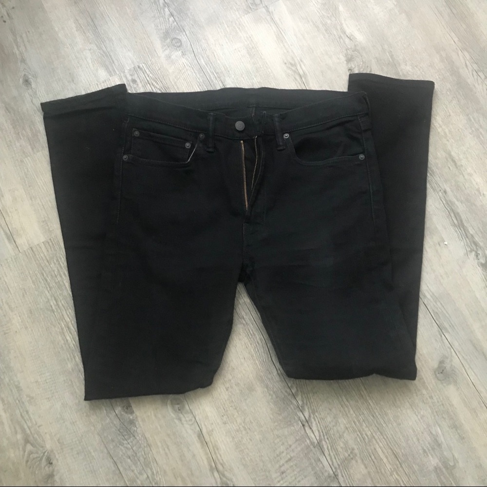 Levi’s 519 jeans